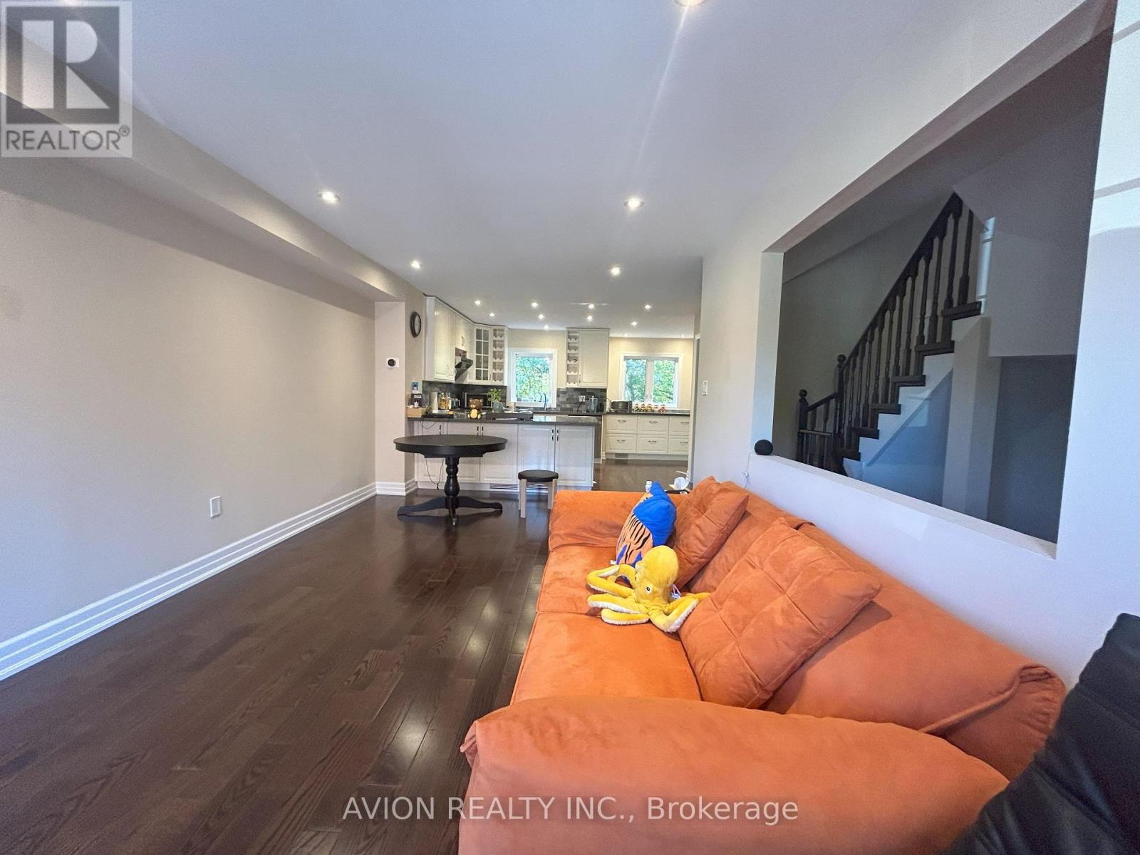 37 - 95 Weldrick Avenue, Richmond Hill, Ontario  L4C 0H6 - Photo 4 - N13779722