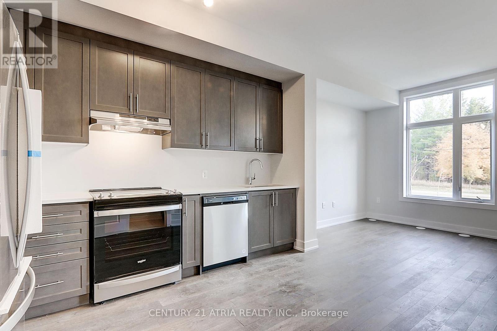L-140 - 9580 Islington Avenue, Vaughan, Ontario  L4H 5E8 - Photo 5 - N13779728