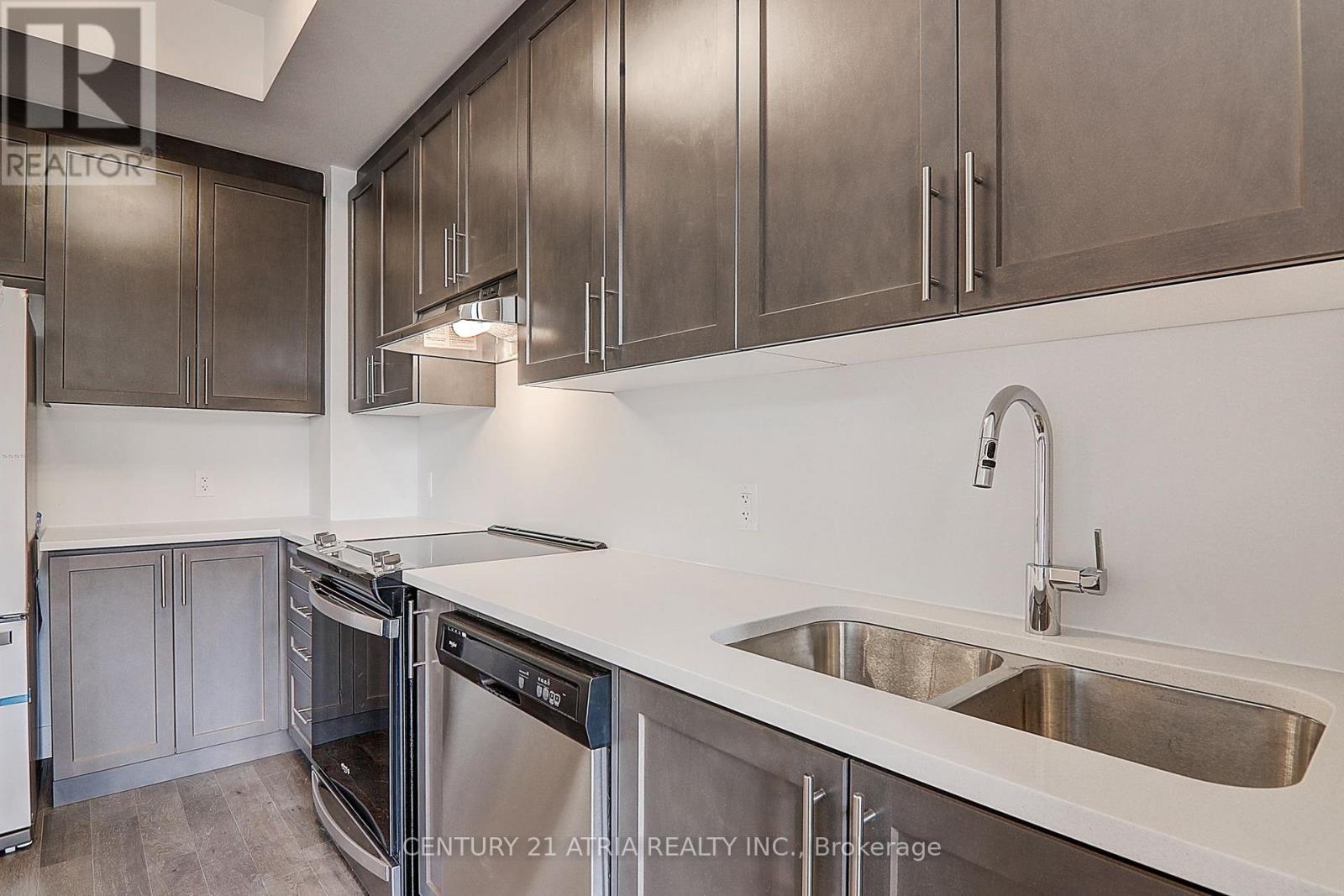 L-140 - 9580 Islington Avenue, Vaughan, Ontario  L4H 5E8 - Photo 8 - N13779728