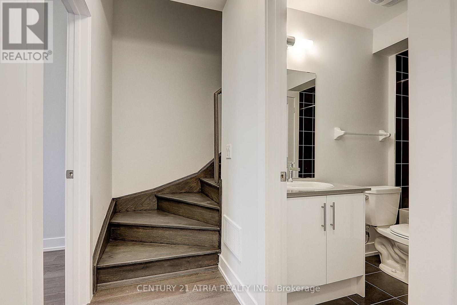 L-140 - 9580 Islington Avenue, Vaughan, Ontario  L4H 5E8 - Photo 9 - N13779728
