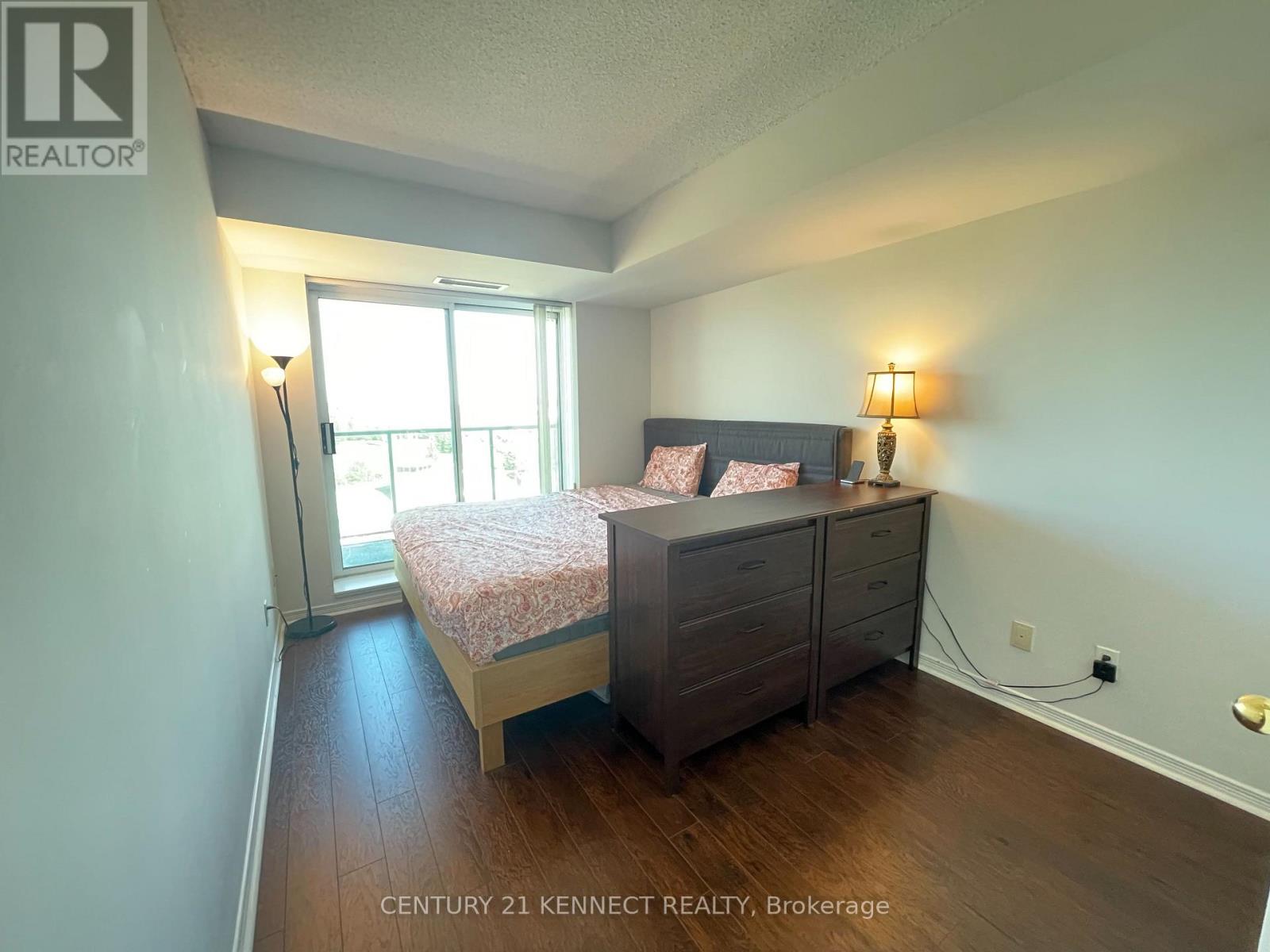 707 - 11 Oneida Crescent, Richmond Hill (Langstaff), Ontario  L4B 0A1 - Photo 2 - N13779772