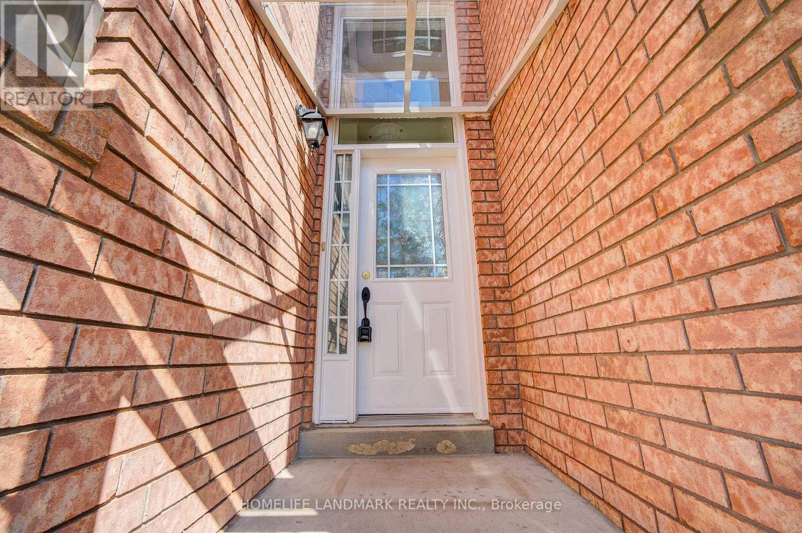 178 Leitchcroft Crescent, Markham, Ontario  L3T 7T5 - Photo 3 - N13779796