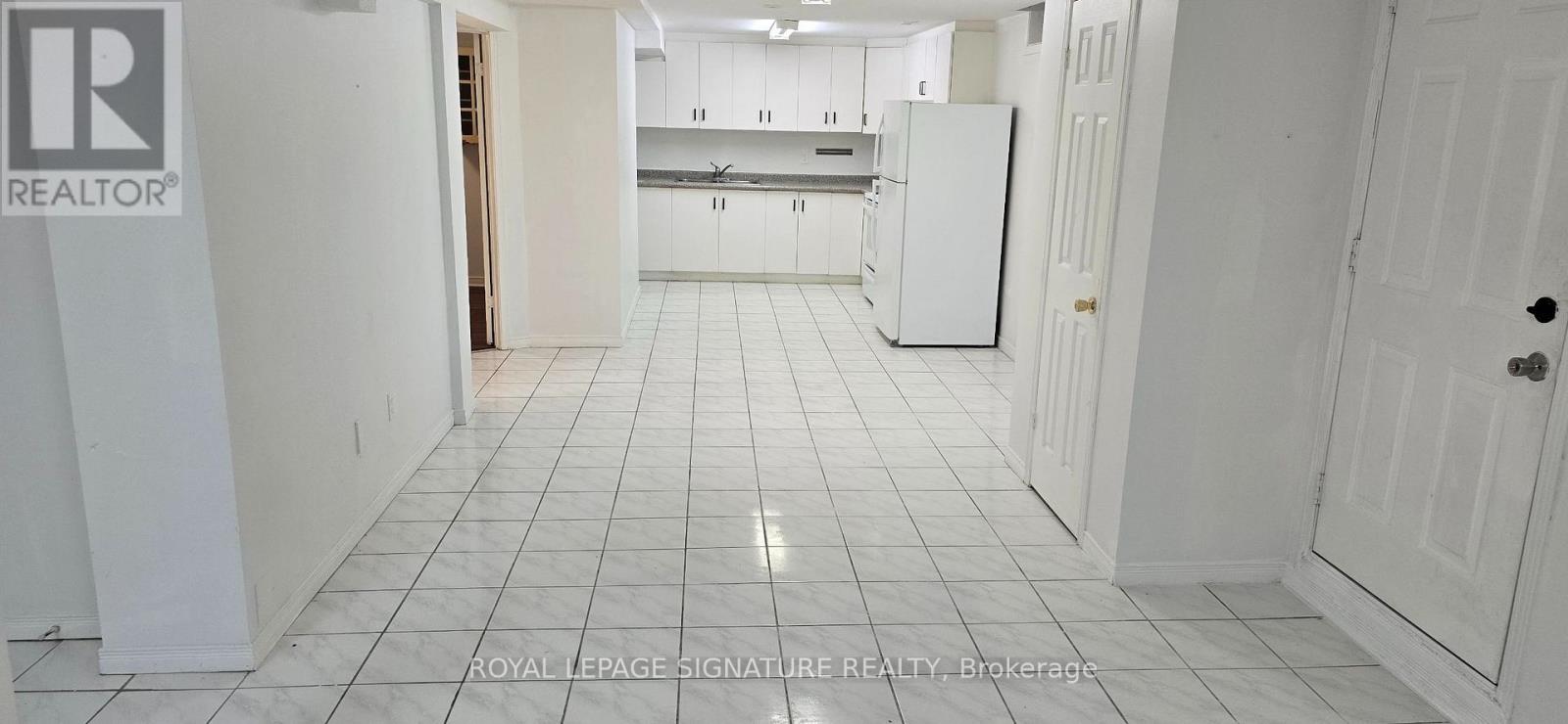 Bsmt - 2 Viewmark Drive, Richmond Hill, Ontario  L4S 1C9 - Photo 3 - N13779892