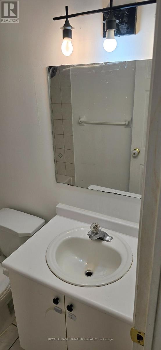 Bsmt - 2 Viewmark Drive, Richmond Hill, Ontario  L4S 1C9 - Photo 6 - N13779892