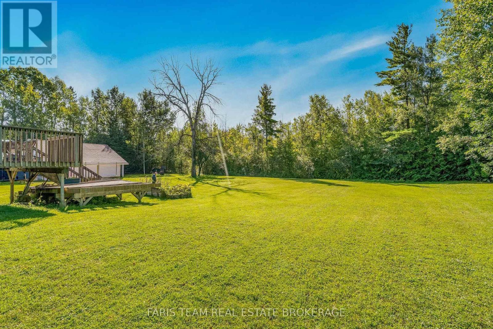 8801 Beachwood Road, Wasaga Beach, Ontario  L9Z 2G5 - Photo 9 - S13779670