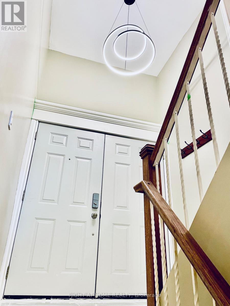 6 Beechcroft Circle, Barrie, Ontario  L4M 4Y4 - Photo 15 - S13779700