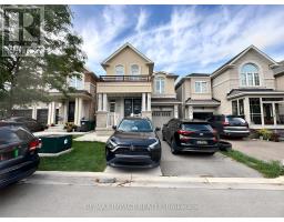 11 IVOR CRESCENT N, Brampton, Ontario