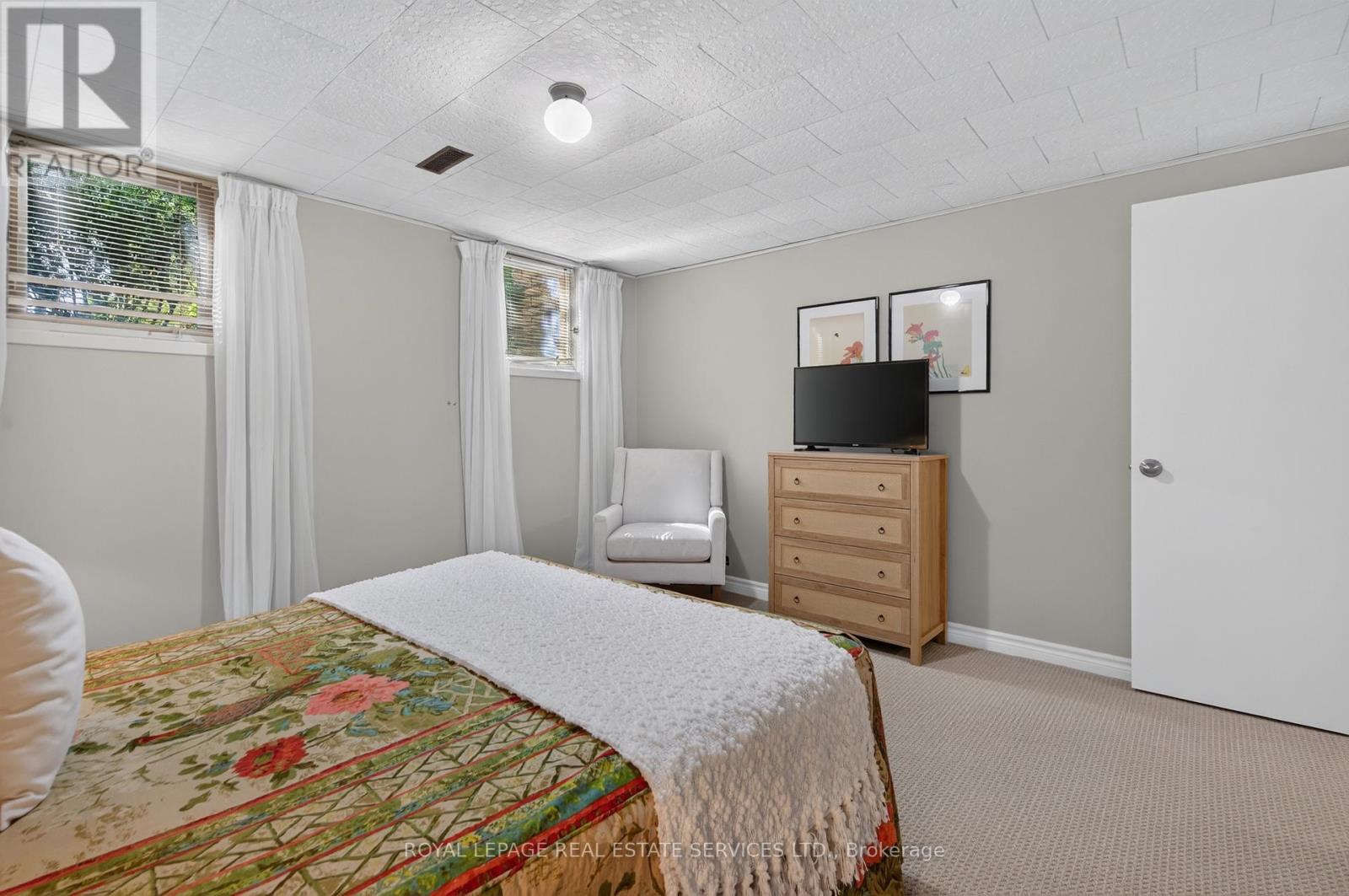247 Spring Garden Road, Oakville, Ontario  L6L 5H5 - Photo 35 - W13779870