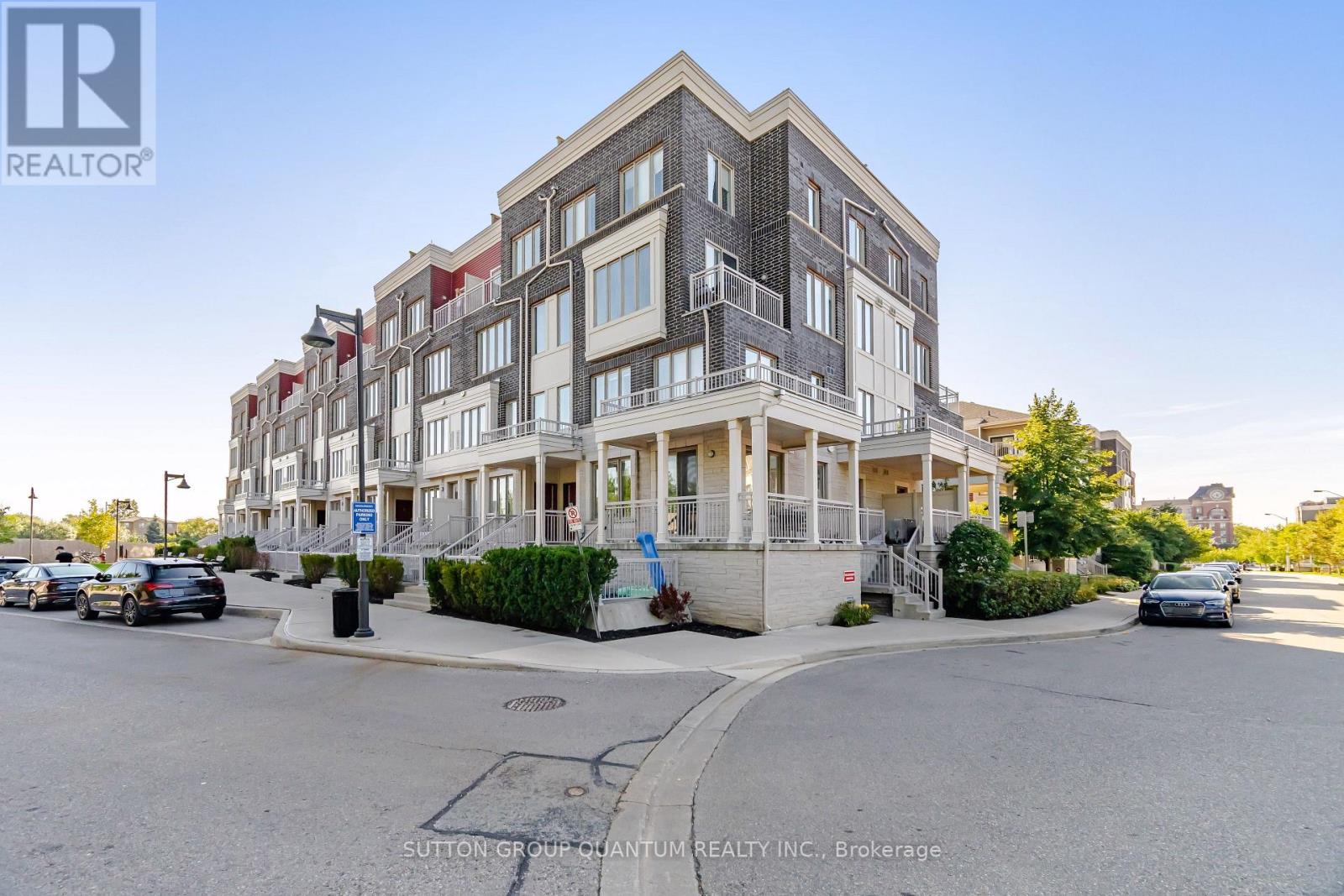 5 - 145 LONG BRANCH AVENUE NW, Toronto, Ontario