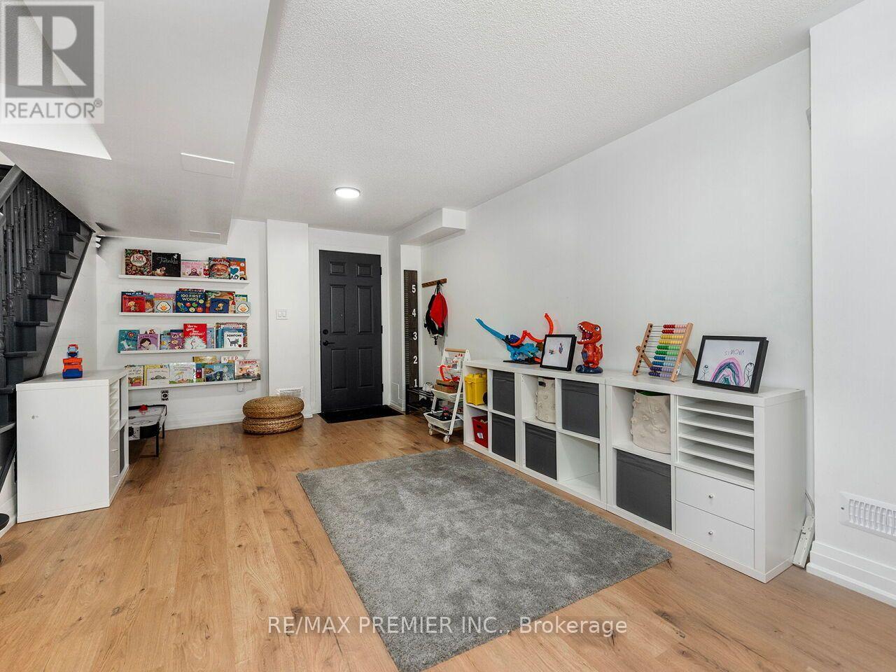 48 Odoardo Di Santo Circle, Toronto, Ontario  M3L 0E7 - Photo 44 - W13779152