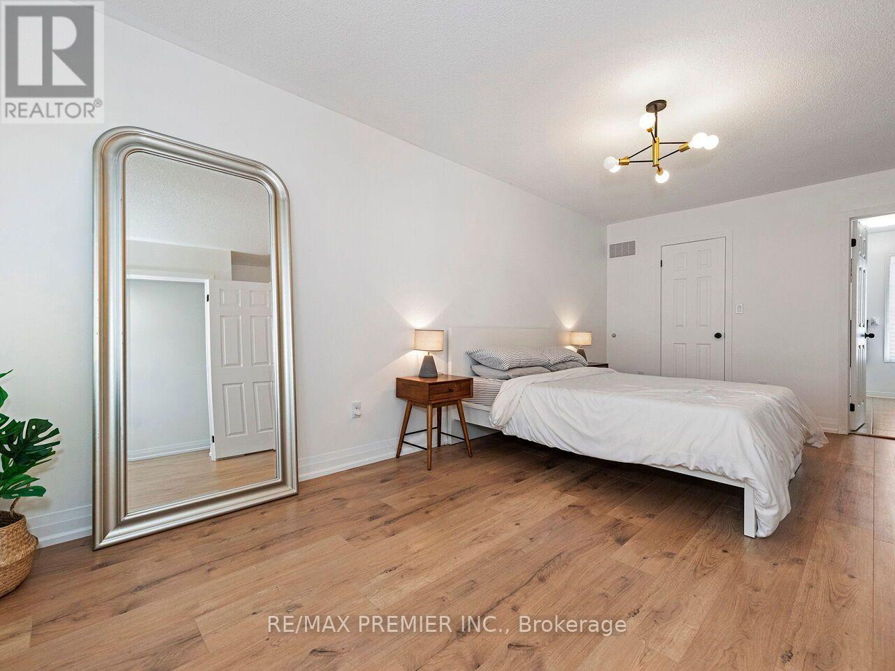 48 Odoardo Di Santo Circle, Toronto, Ontario  M3L 0E7 - Photo 31 - W13779152