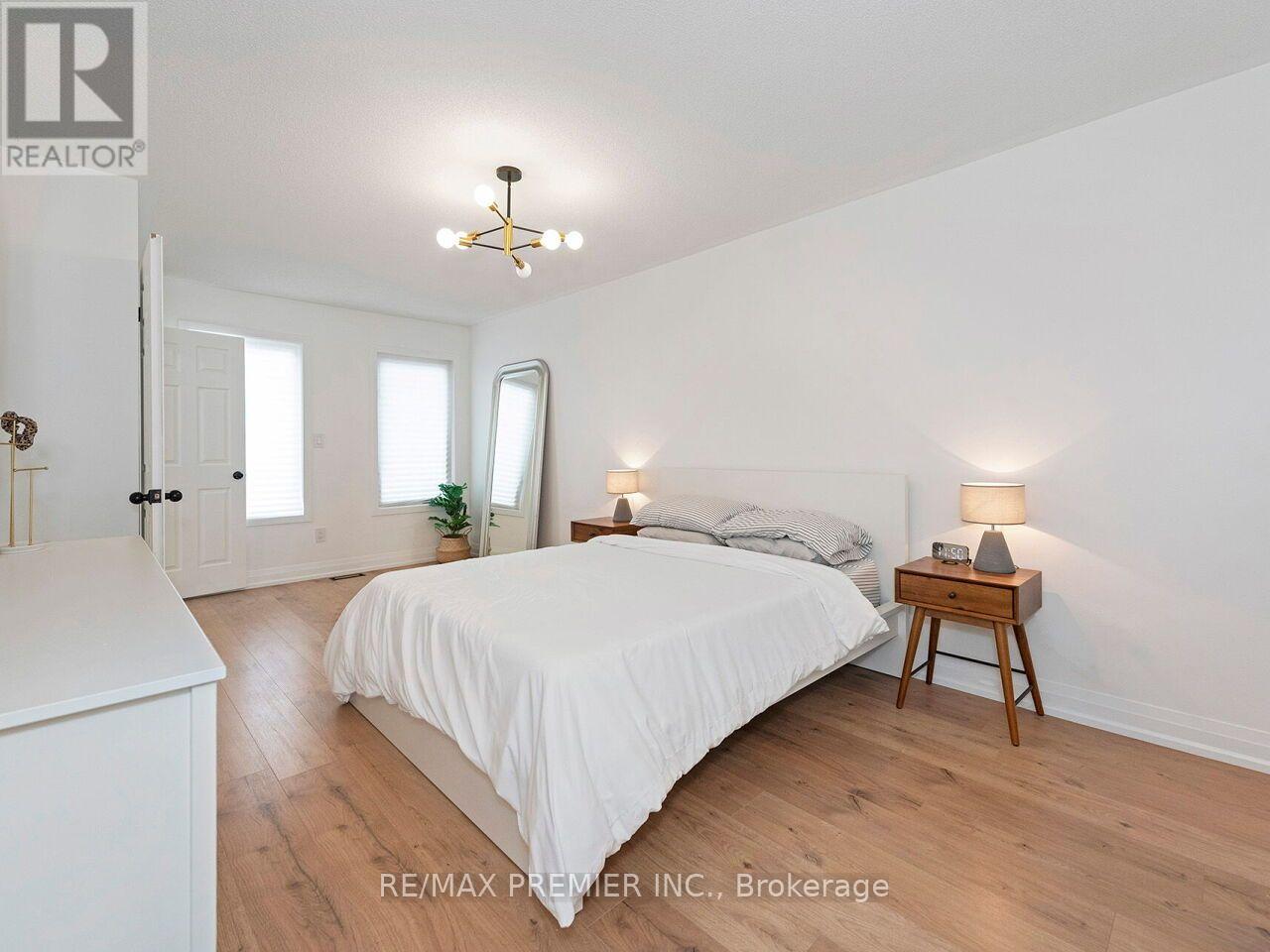 48 Odoardo Di Santo Circle, Toronto, Ontario  M3L 0E7 - Photo 32 - W13779152