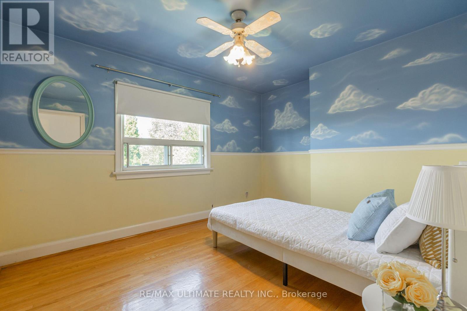 6 Redberry Parkway, Toronto, Ontario  M6L 2J5 - Photo 19 - W13779858