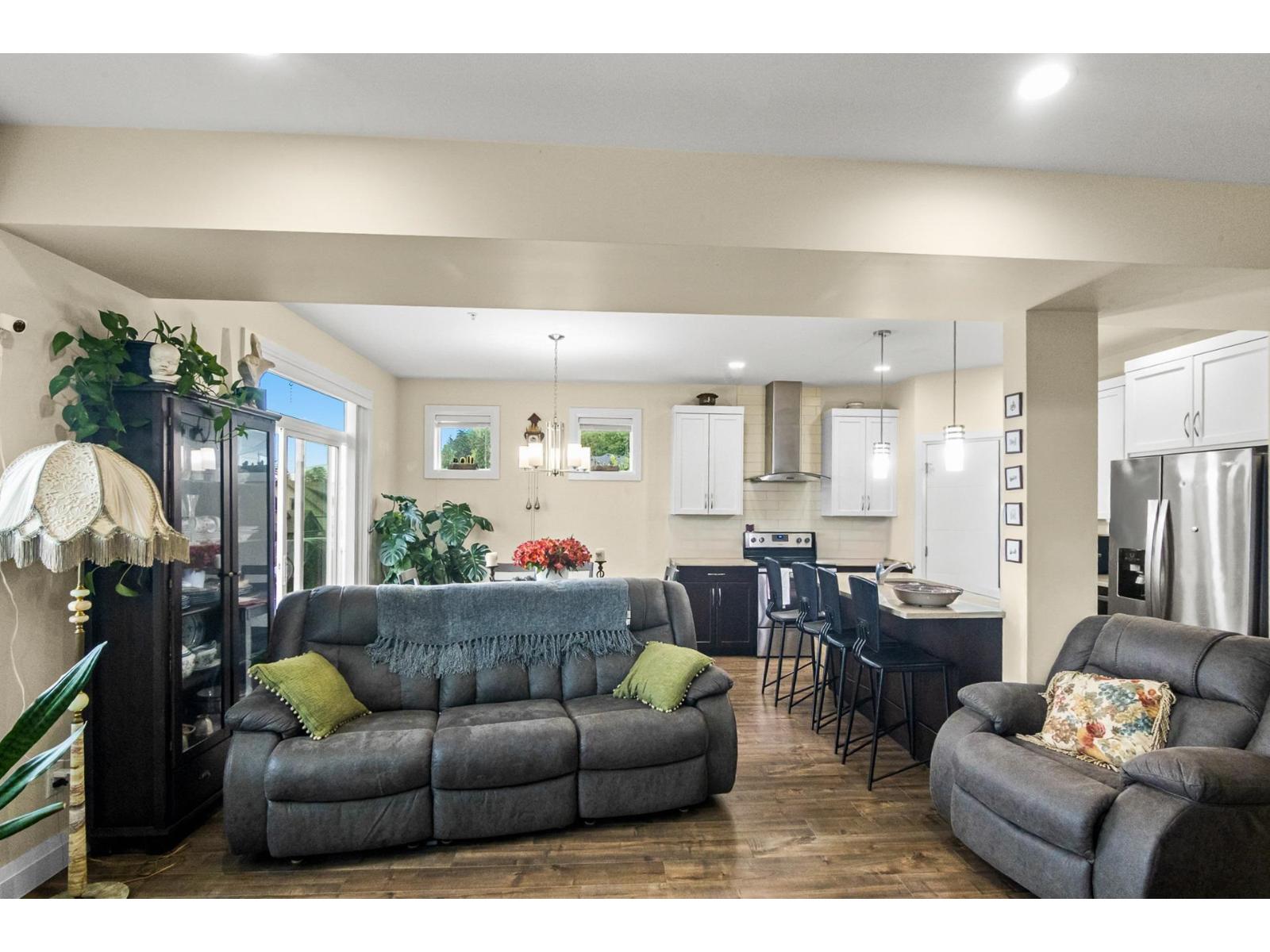 38 47042 Macfarlane Place, Promontory, Chilliwack, British Columbia  V2R 0P3 - Photo 2 - R3163713
