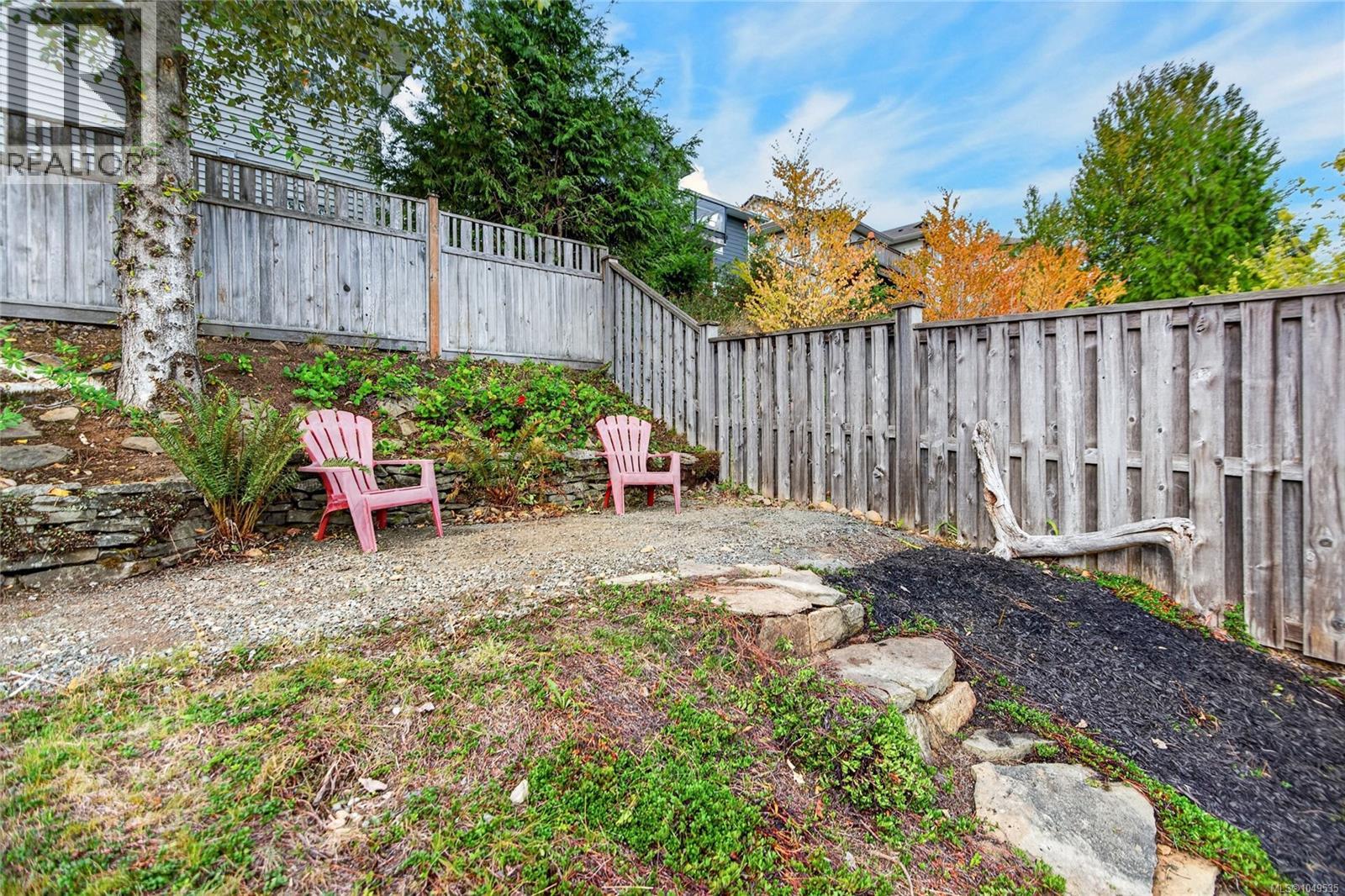2729 Kendal Ave, Cumberland, British Columbia  V0R 1S0 - Photo 33 - 1049535