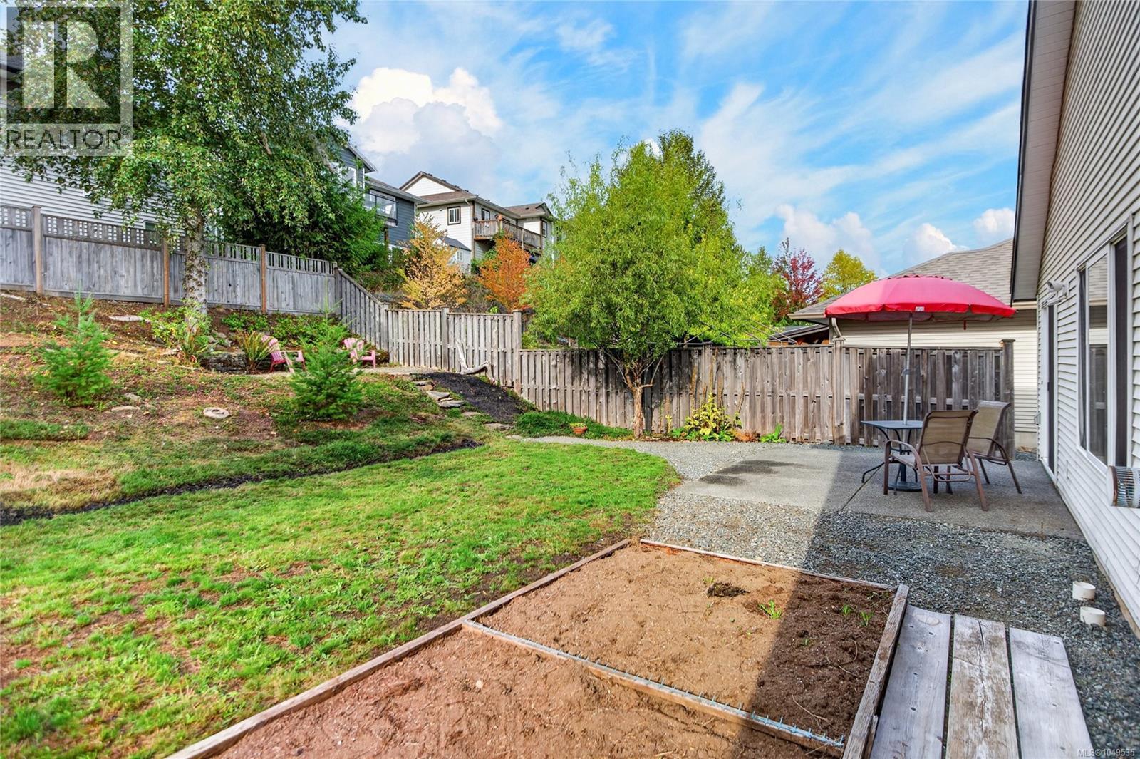 2729 Kendal Ave, Cumberland, British Columbia  V0R 1S0 - Photo 42 - 1049535