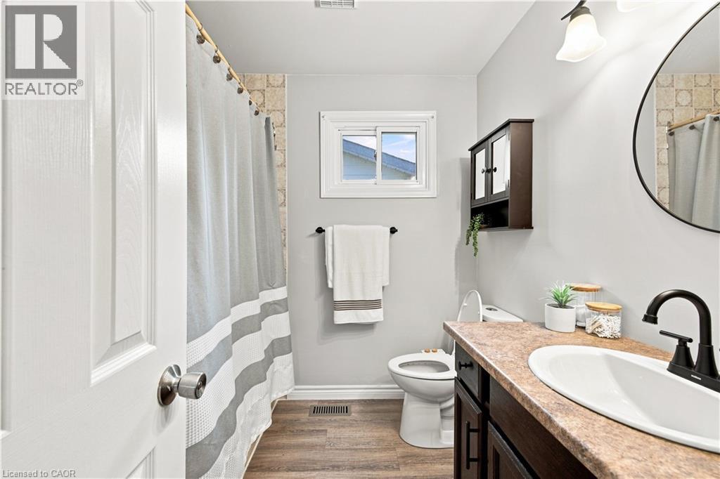 447 Drummerhill Crescent, Waterloo, Ontario  N2T 1G3 - Photo 22 - 40860020