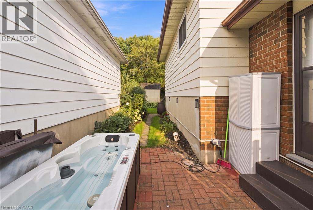 447 Drummerhill Crescent, Waterloo, Ontario  N2T 1G3 - Photo 7 - 40860020