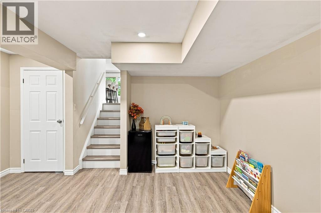 447 Drummerhill Crescent, Waterloo, Ontario  N2T 1G3 - Photo 41 - 40860020
