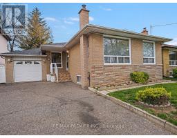 108 THISTLE DOWN BOULEVARD, Toronto, Ontario