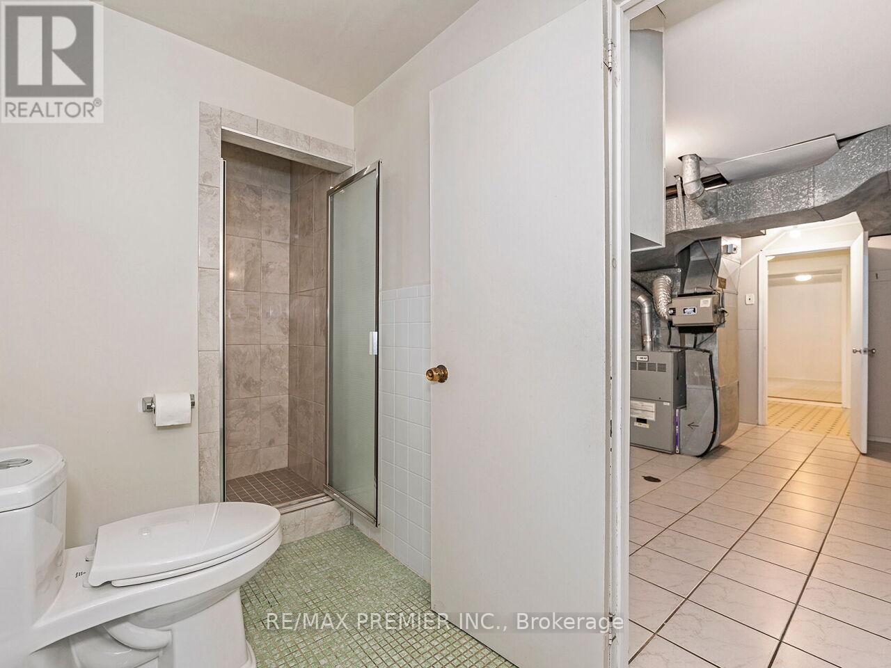 108 Thistle Down Boulevard, Toronto, Ontario  M9V 1J6 - Photo 37 - W13779118