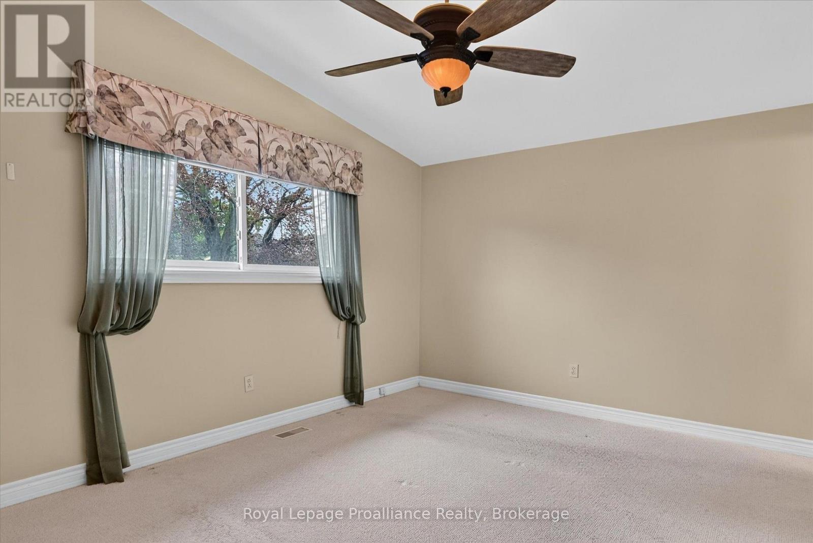 1296 Hudson Street, Peterborough, Ontario  K9H 6Z8 - Photo 15 - X13780136