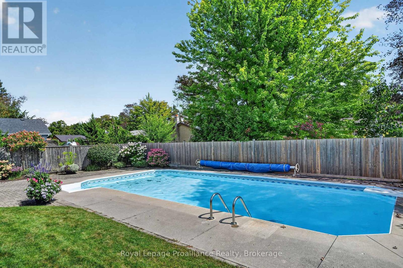 1296 Hudson Street, Peterborough, Ontario  K9H 6Z8 - Photo 2 - X13780136