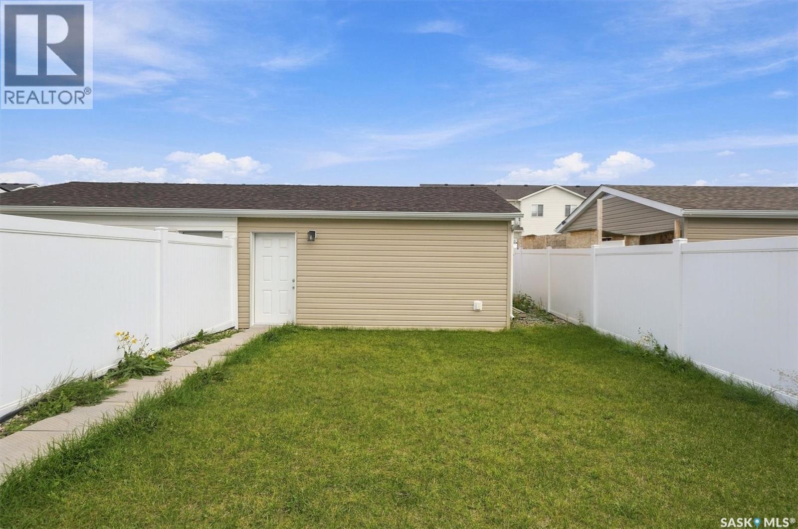 661 Feheregyhazi Boulevard, Saskatoon, Saskatchewan  S7W 0Z4 - Photo 40 - SK048345