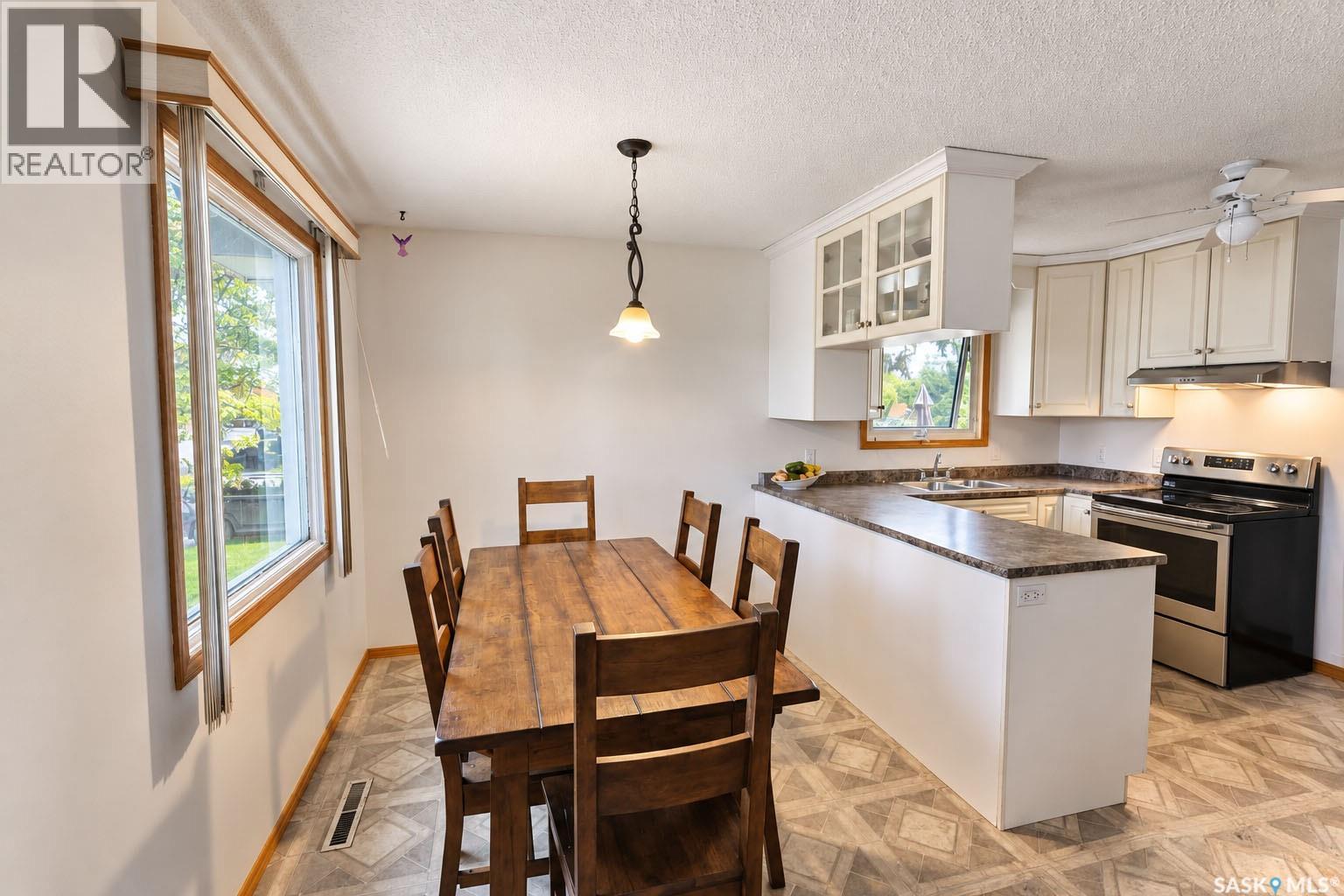 1399 6th Street E, Prince Albert, Saskatchewan  S6V 0R1 - Photo 7 - SK048324