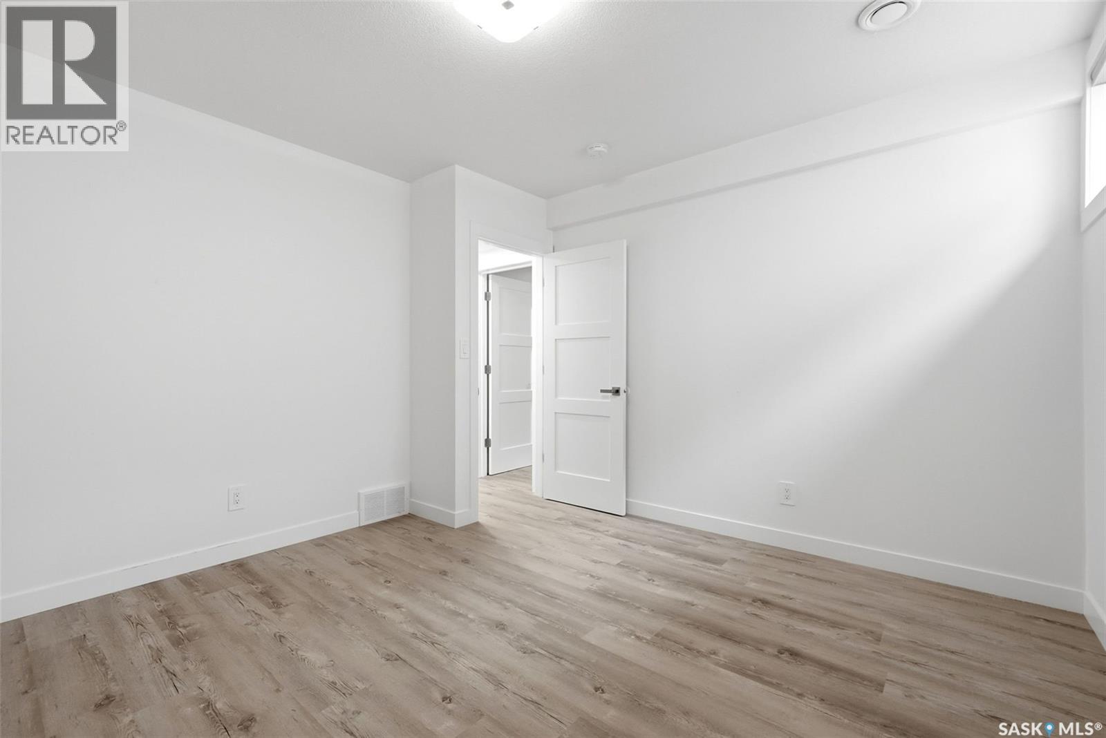 3105 Assiniboine Avenue, Regina, Saskatchewan  S4S 1E4 - Photo 31 - SK048220