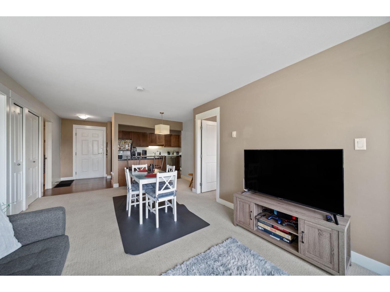 219 32725 George Ferguson Way, Abbotsford, British Columbia  V2T 5M5 - Photo 5 - R3141450