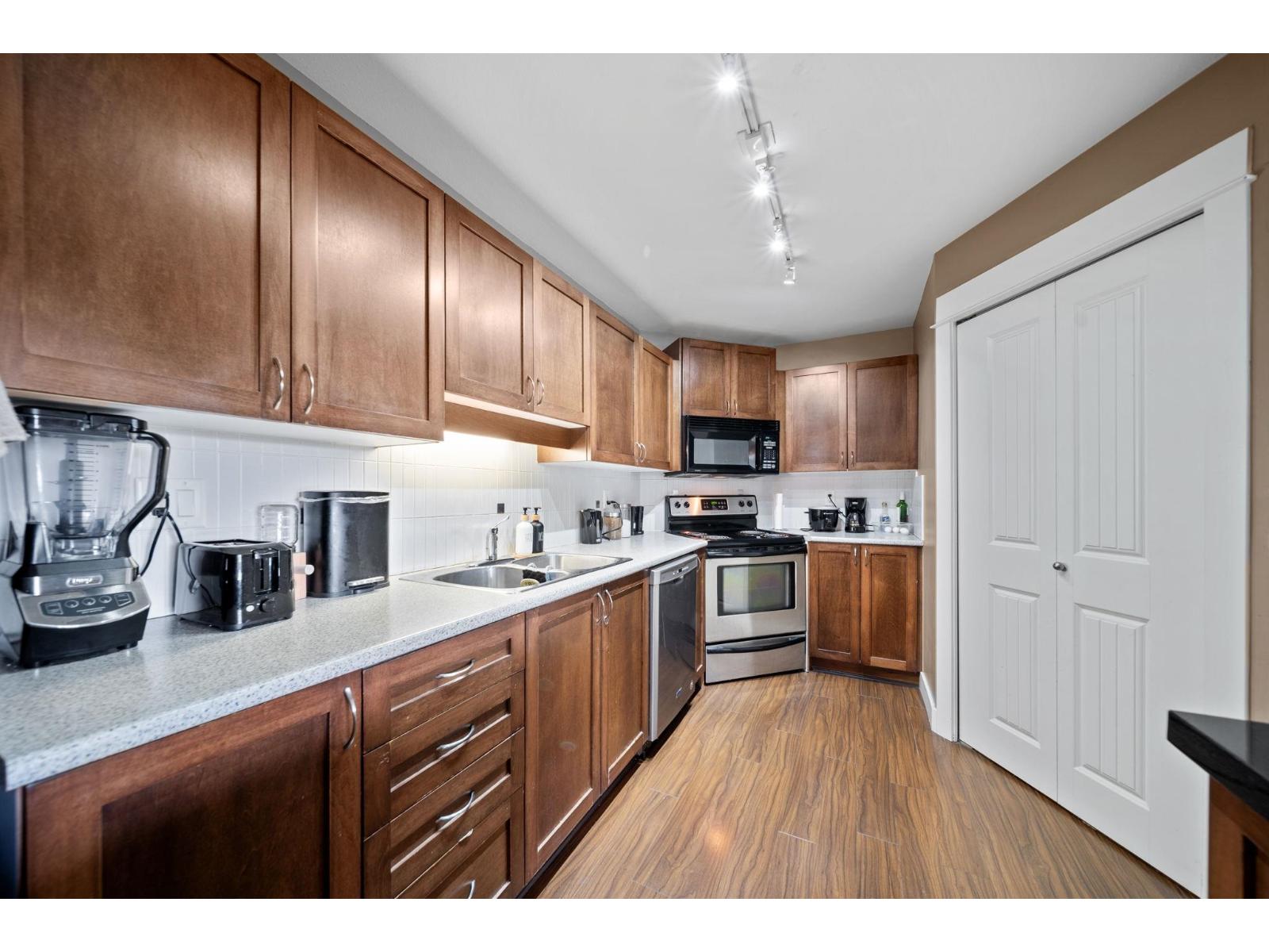 219 32725 George Ferguson Way, Abbotsford, British Columbia  V2T 5M5 - Photo 11 - R3141450