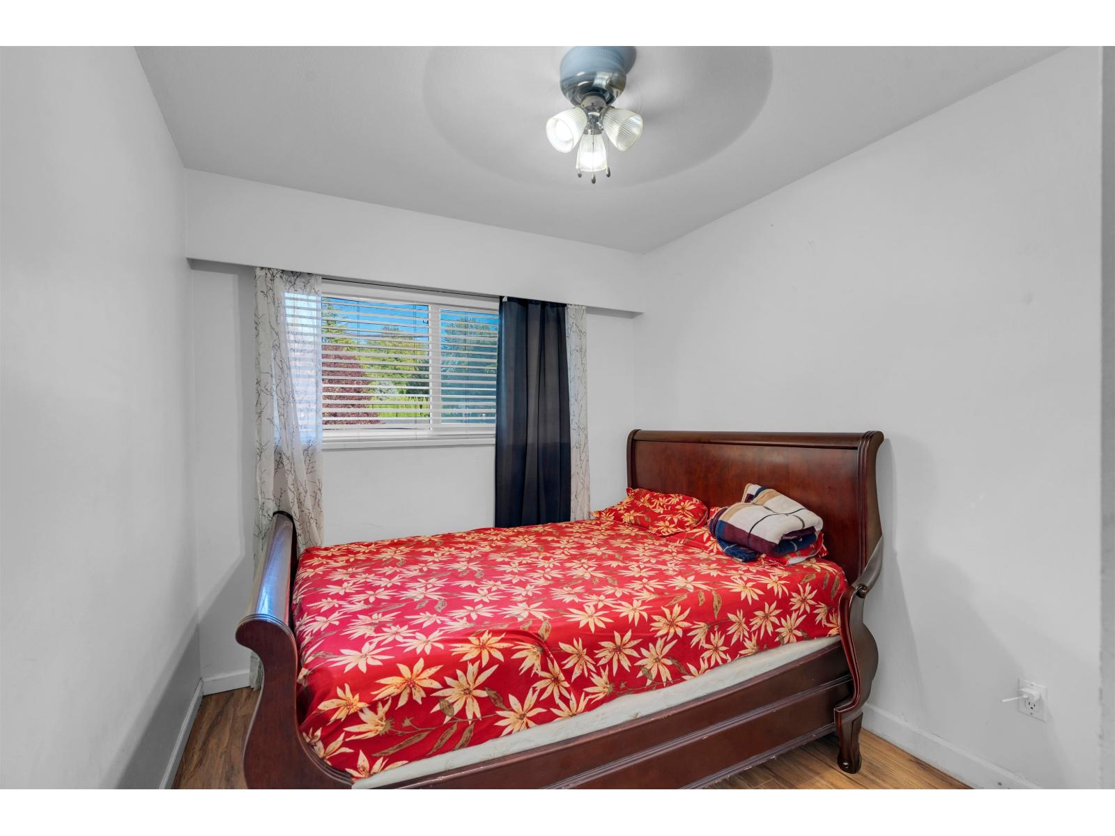7339 122a Street, Surrey, British Columbia  V3W 3T2 - Photo 11 - R3161859