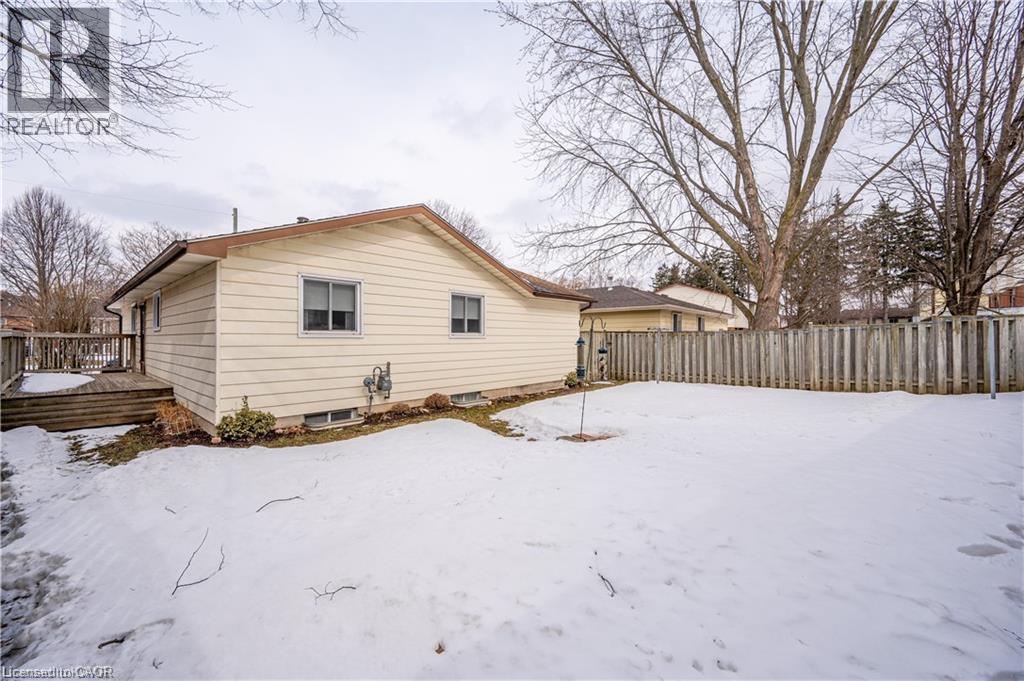 70 Churchill Street, Waterloo, Ontario  N2L 2X2 - Photo 9 - 40862968