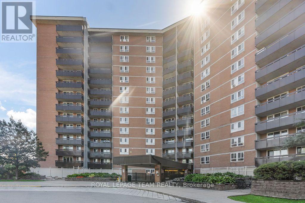 1112 - 2000 JASMINE CRESCENT, Ottawa, Ontario
