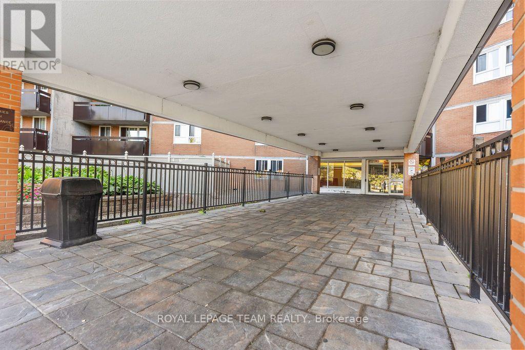 1112 - 2000 Jasmine Crescent, Ottawa, Ontario  K1J 8K4 - Photo 4 - X13779914