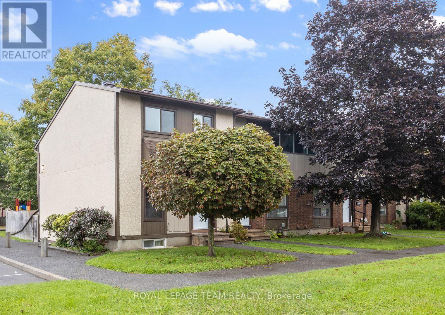 3e Vanessa Terrace, Ottawa, Ontario  K2J 1Y3 - Photo 2 - X13780024