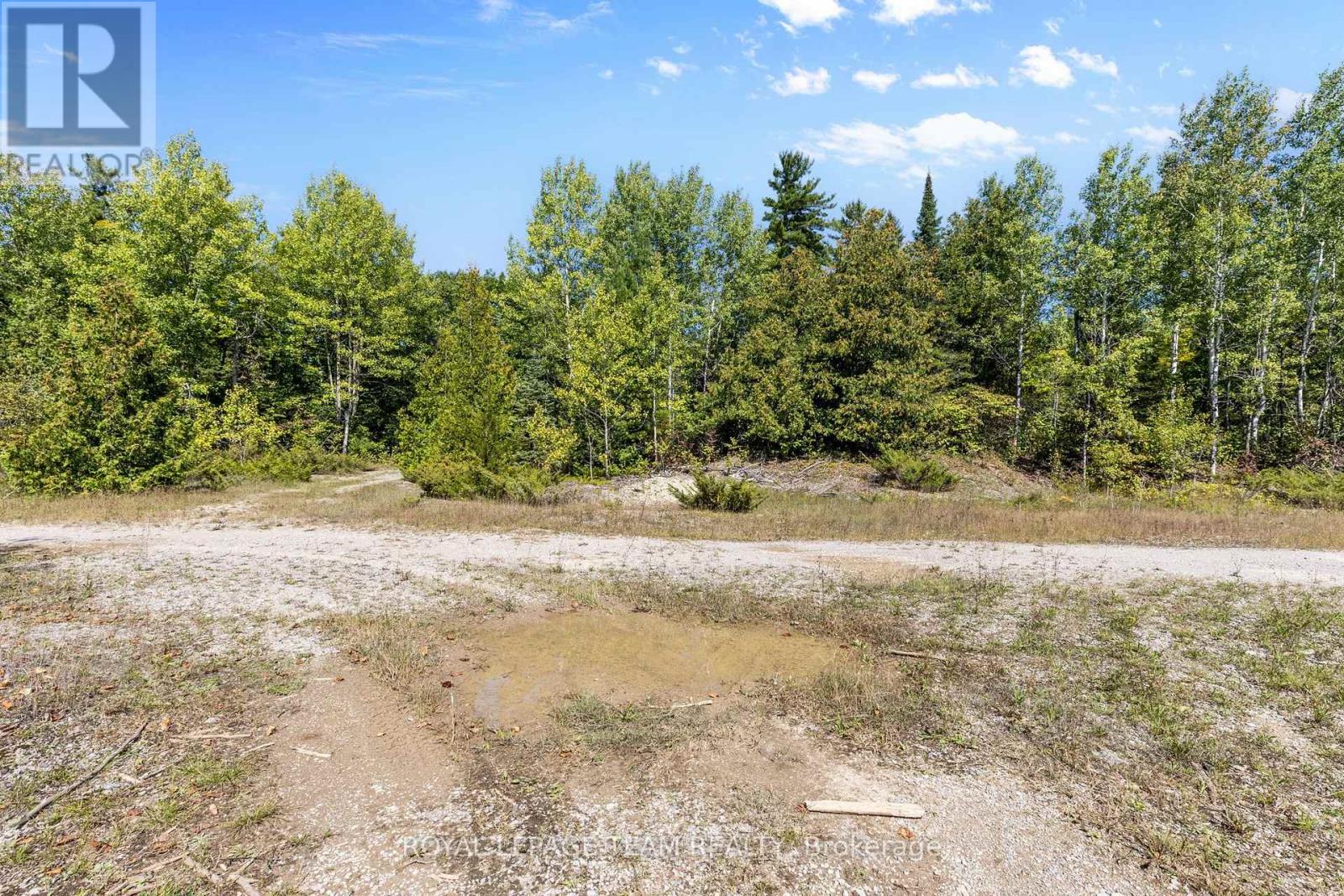 1128 Usborne Street, Mcnab/braeside, Ontario  K7S 1G0 - Photo 12 - X13780140