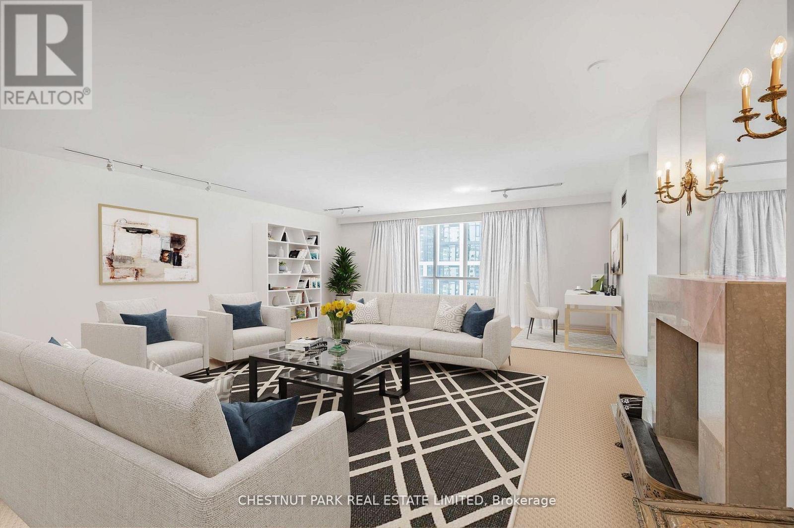 Phg - 40 Rosehill Avenue, Toronto, Ontario  M4T 1G5 - Photo 2 - C13780030