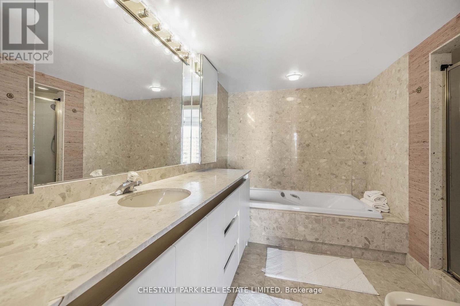 Phg - 40 Rosehill Avenue, Toronto, Ontario  M4T 1G5 - Photo 23 - C13780030
