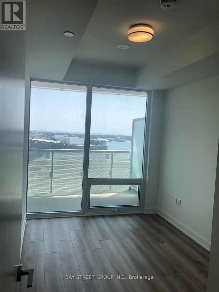 1810 - 15 Queens Quay E, Toronto, Ontario  M5E 0C5 - Photo 5 - C13780070