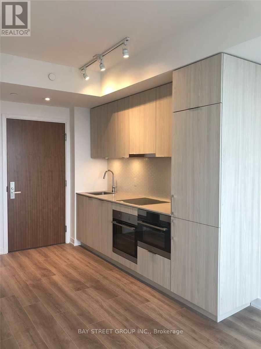 1810 - 15 Queens Quay E, Toronto, Ontario  M5E 0C5 - Photo 8 - C13780070