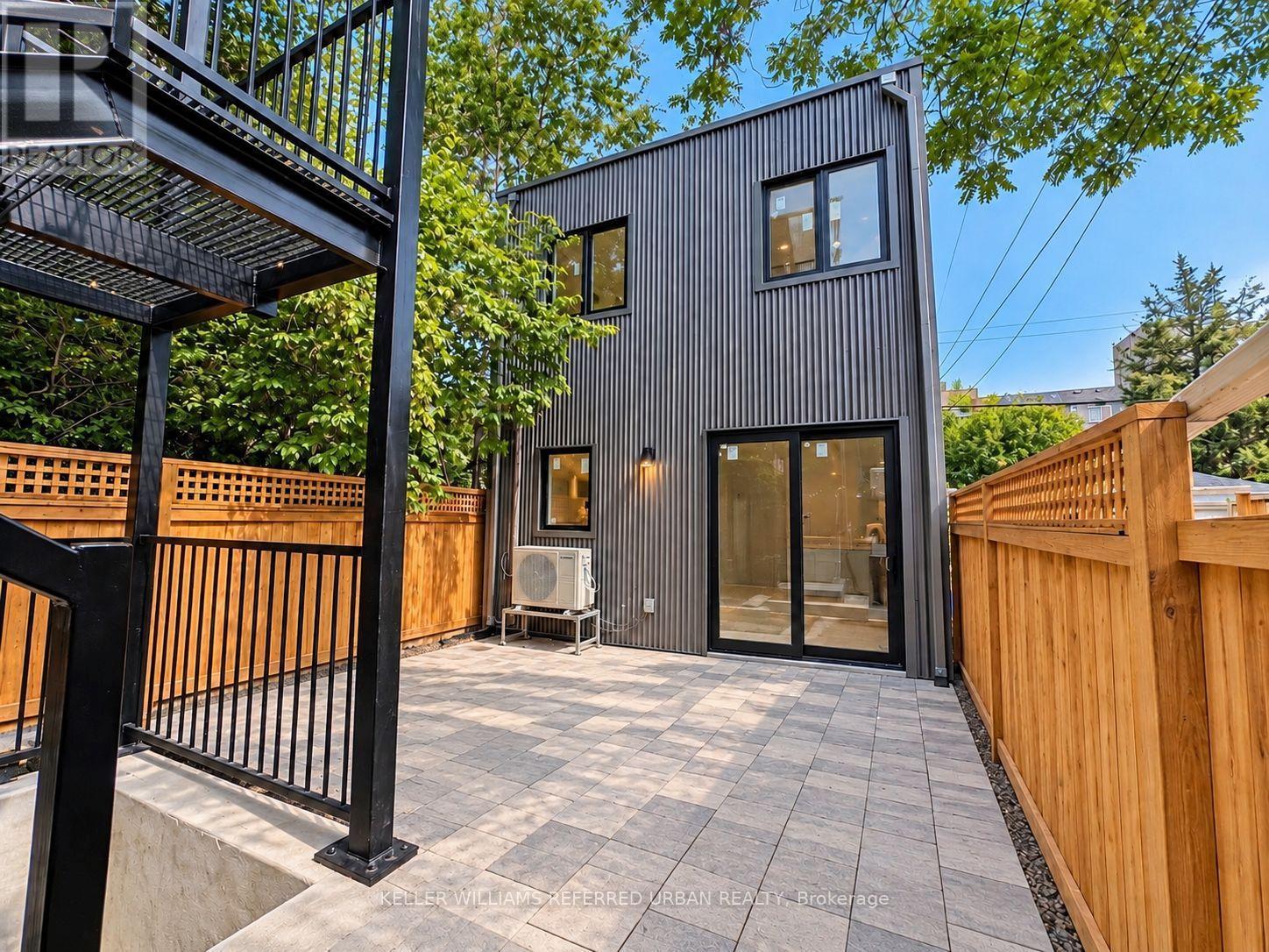 Laneway - 269 Brunswick Avenue, Toronto, Ontario  M5S 2M6 - Photo 1 - C13780122