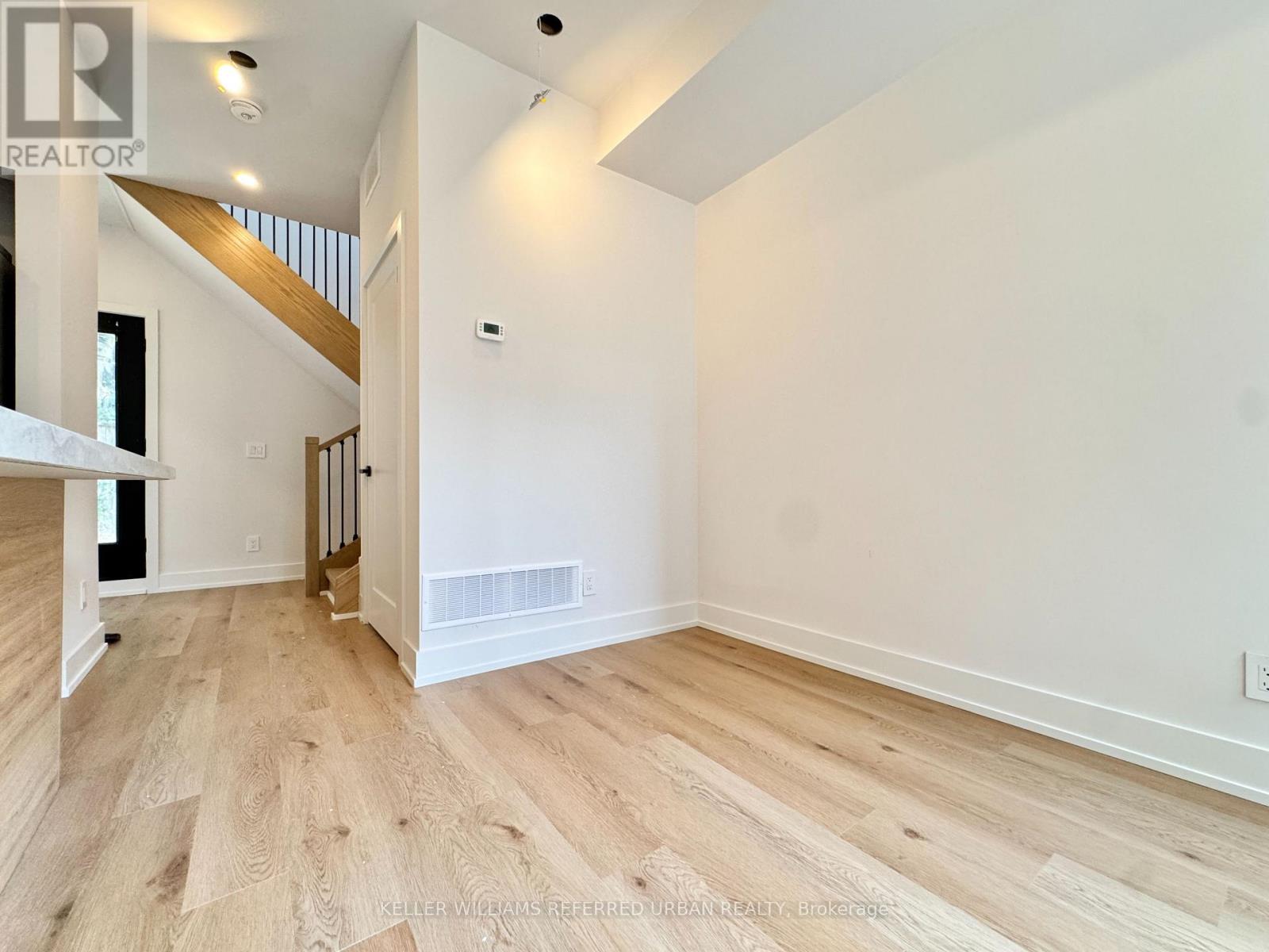 Laneway - 269 Brunswick Avenue, Toronto, Ontario  M5S 2M6 - Photo 7 - C13780122