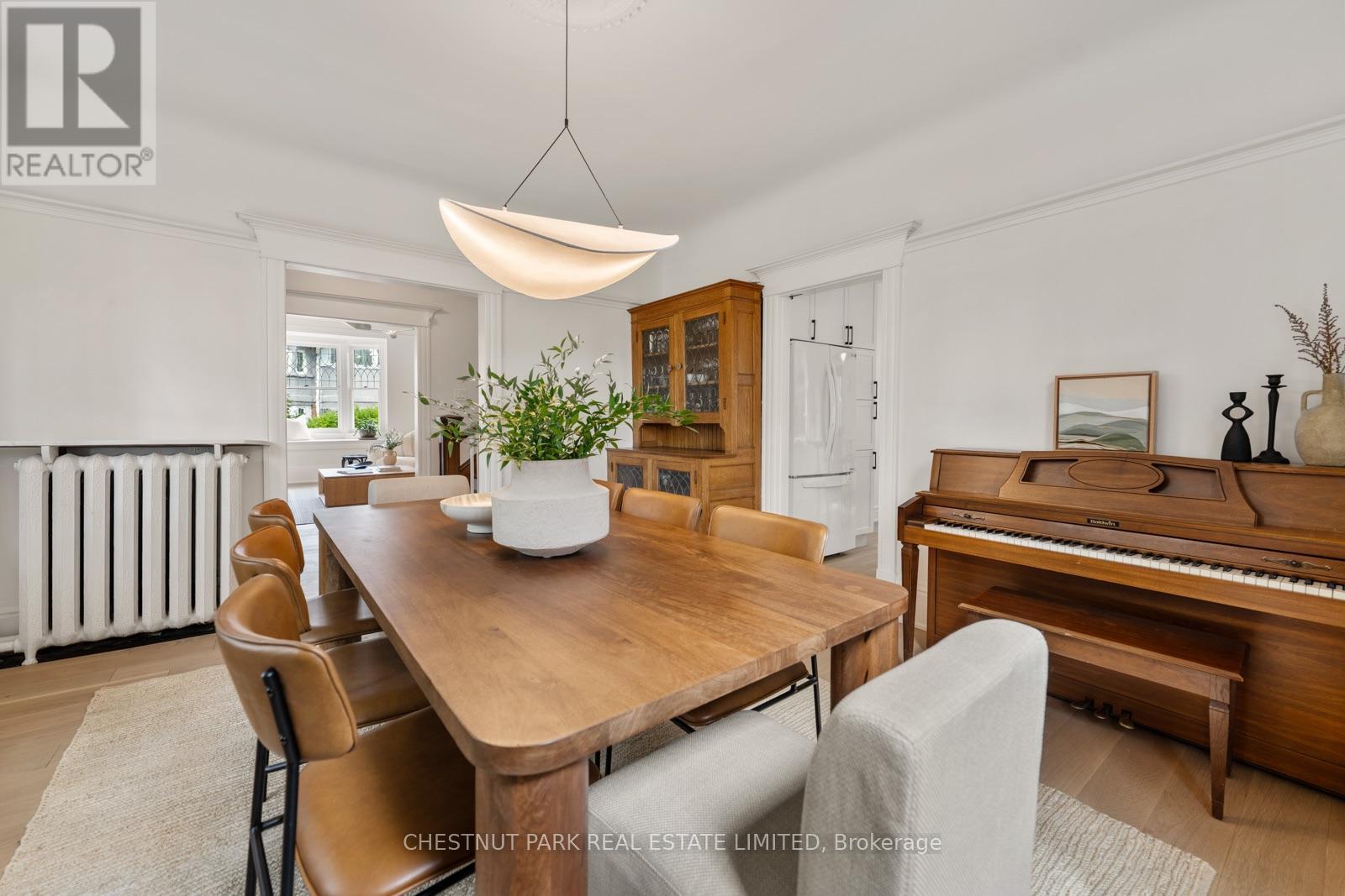 139 Hammersmith Avenue, Toronto, Ontario  M4E 2W5 - Photo 13 - E13779998
