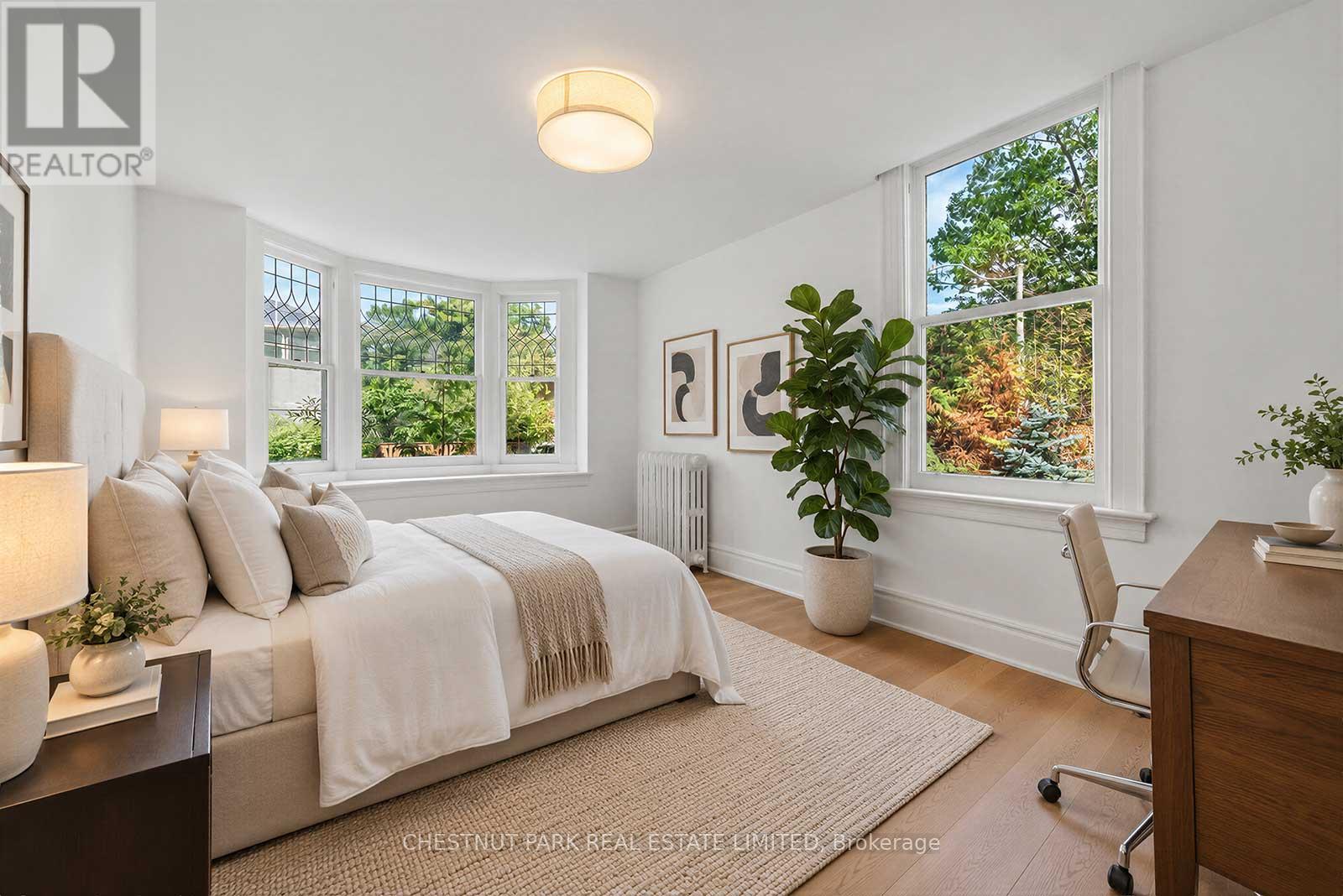 139 Hammersmith Avenue, Toronto, Ontario  M4E 2W5 - Photo 19 - E13779998