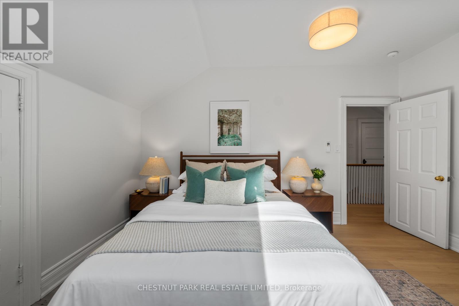 139 Hammersmith Avenue, Toronto, Ontario  M4E 2W5 - Photo 28 - E13779998