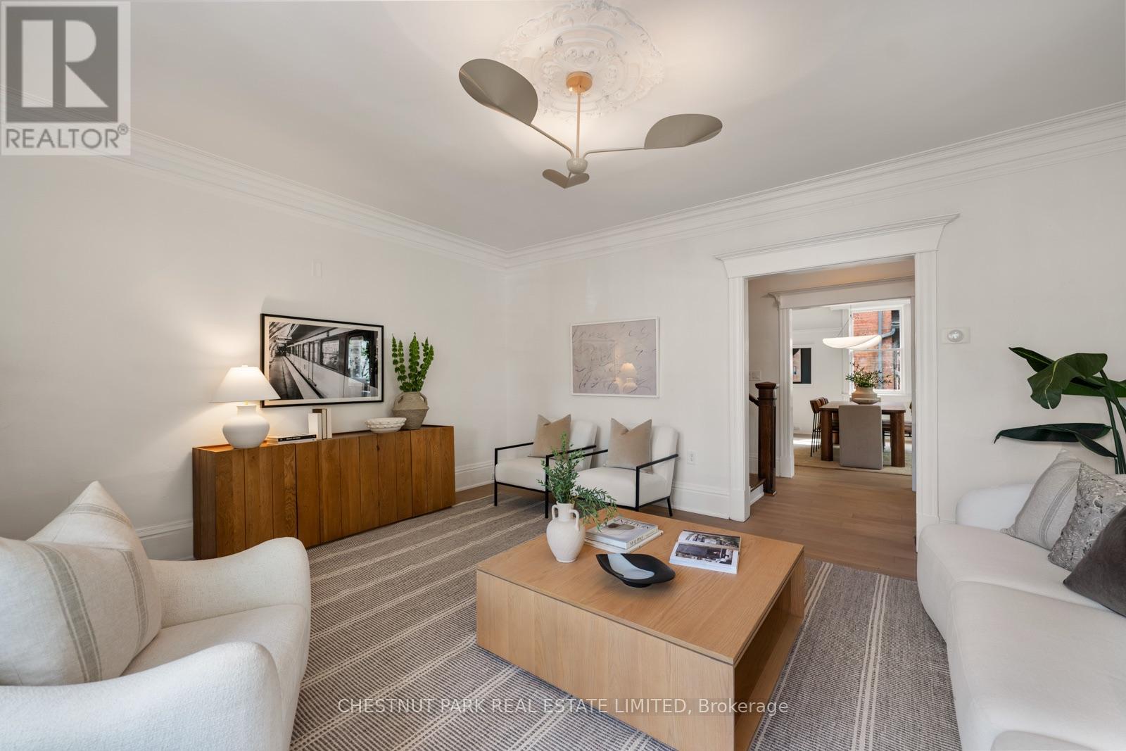 139 Hammersmith Avenue, Toronto, Ontario  M4E 2W5 - Photo 8 - E13779998