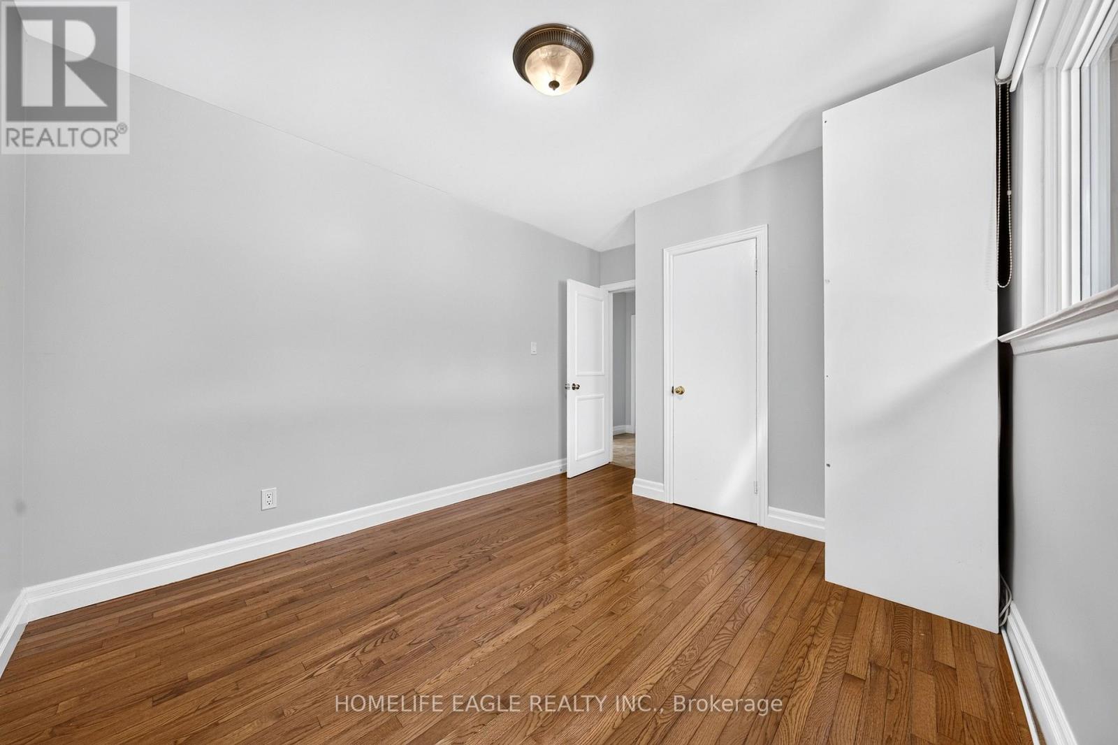 2 Aurora Heights Drive, Aurora, Ontario  L4G 2W4 - Photo 9 - N13780034