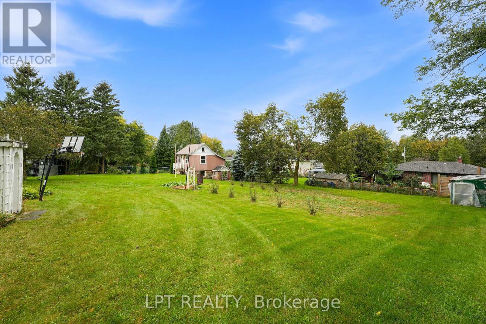 10342 Ravenshoe Road, Georgina, Ontario  L9P 1R2 - Photo 32 - N13780116